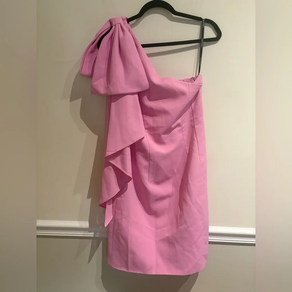 Wicked x Zac Posen Bow One-Shoulder Minidress in Blossom Pink Size 12 - Picture 7 of 14